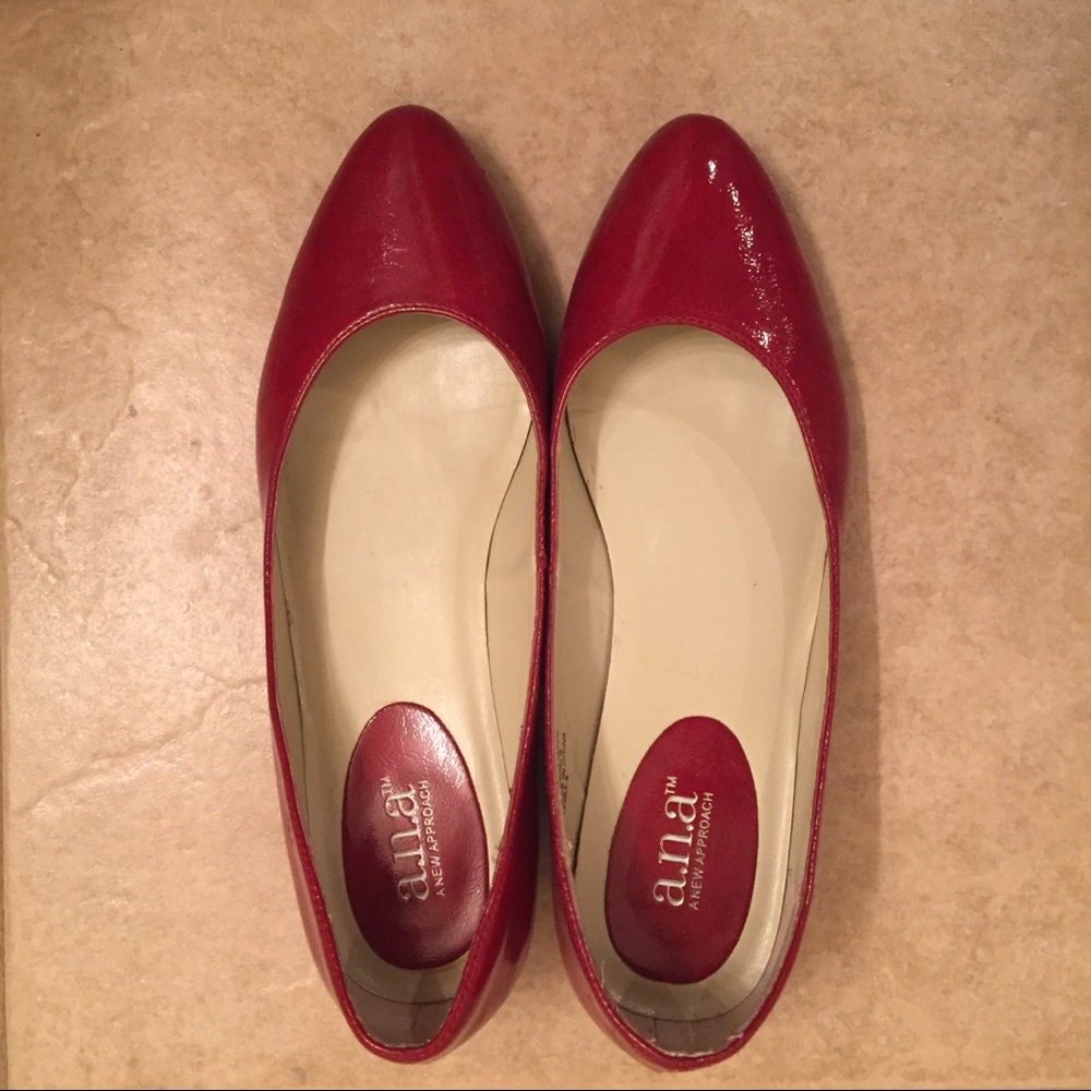 Ana Candy Red Apple Flats